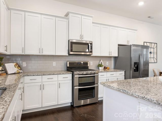 9533 Ainslie Downs Street, Charlotte, NC 28273