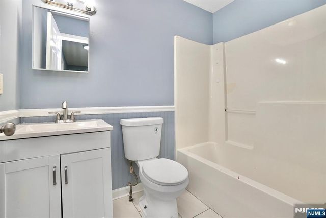 51 Demarest Street, Newark, NJ 07112