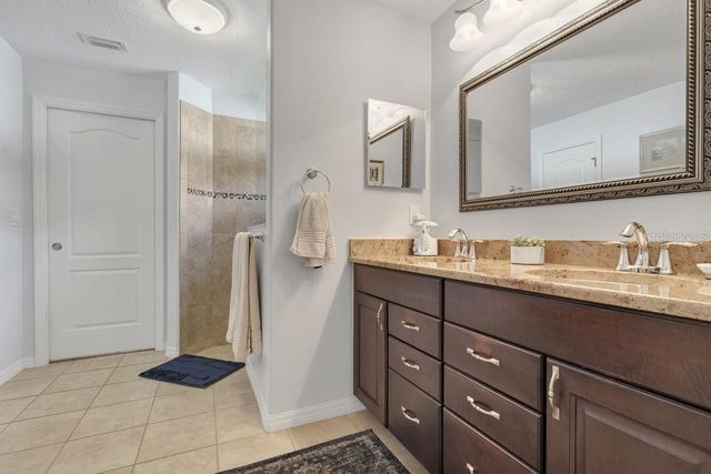 5811 GREENBRIAR LOOP, Leesburg, FL 34748