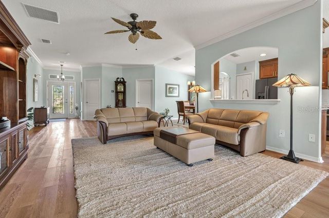 5811 GREENBRIAR LOOP, Leesburg, FL 34748