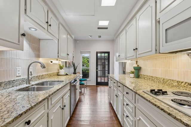3335 Prescott Avenue 3335, Dallas, TX 75219