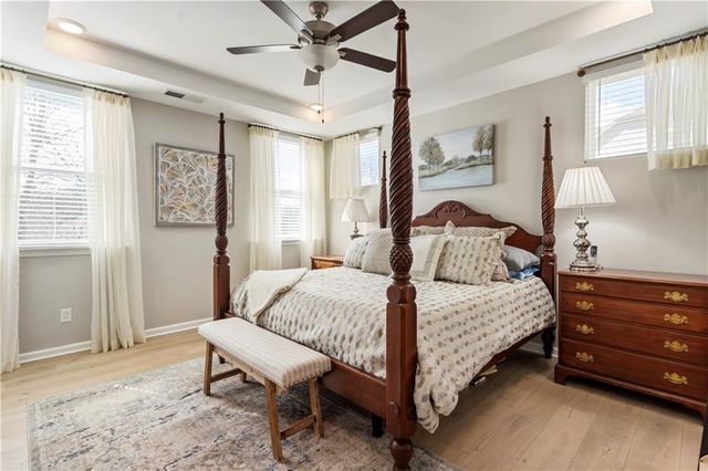 15 Lakeside Way, Cartersville, GA 30121