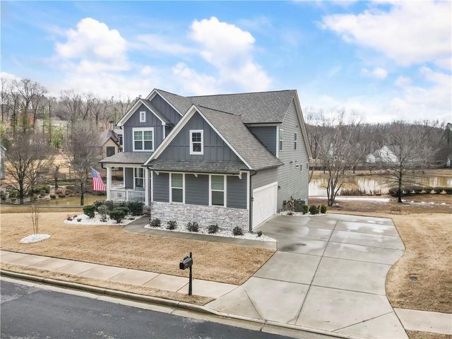 15 Lakeside Way, Cartersville, GA 30121