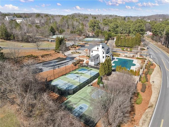 15 Lakeside Way, Cartersville, GA 30121