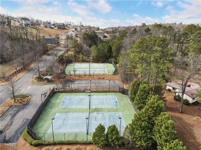 15 Lakeside Way, Cartersville, GA 30121