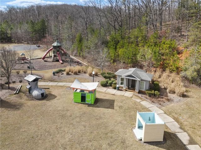 15 Lakeside Way, Cartersville, GA 30121