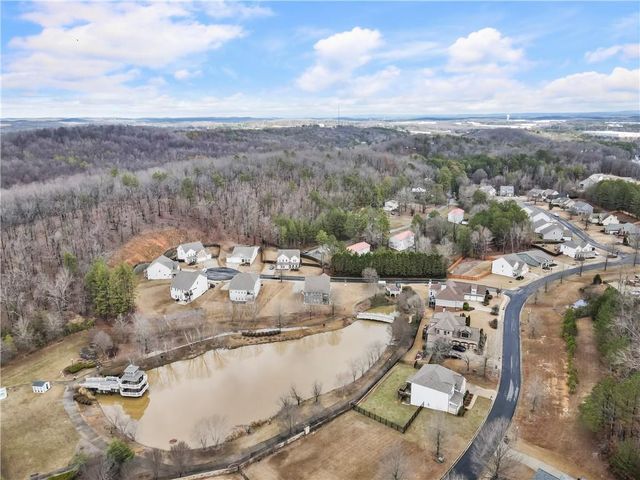 15 Lakeside Way, Cartersville, GA 30121