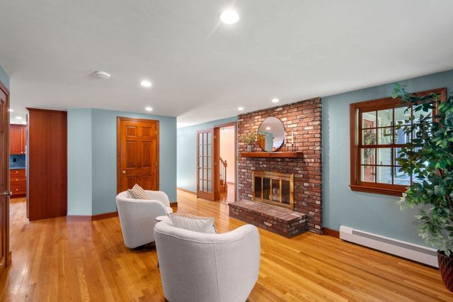 681 High Street, Walpole, MA 02081