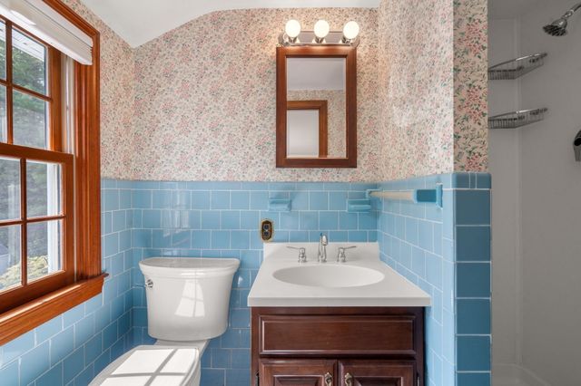 681 High Street, Walpole, MA 02081