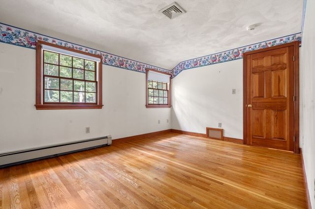 681 High Street, Walpole, MA 02081