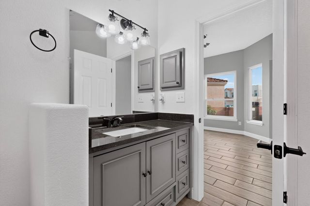 3120 Renaissance Drive SE, Rio Rancho, NM 87124