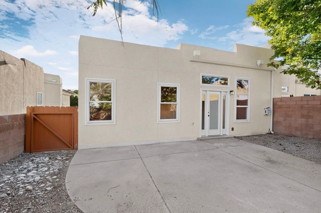 3120 Renaissance Drive SE, Rio Rancho, NM 87124