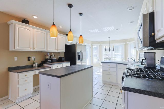 14486 Worthington Drive, Granger, IN 46530