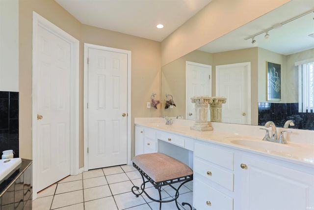 14486 Worthington Drive, Granger, IN 46530