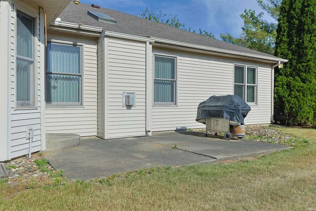 14486 Worthington Drive, Granger, IN 46530