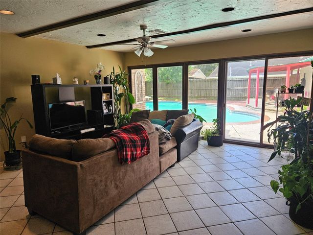 9231 Stroud Drive, Houston, TX 77036