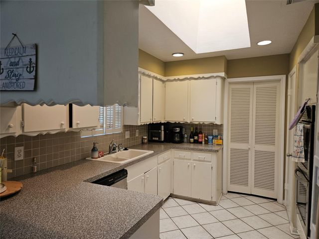 9231 Stroud Drive, Houston, TX 77036