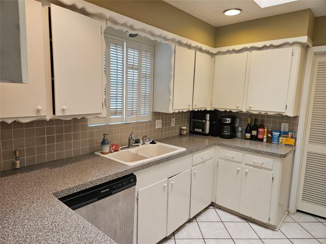 9231 Stroud Drive, Houston, TX 77036