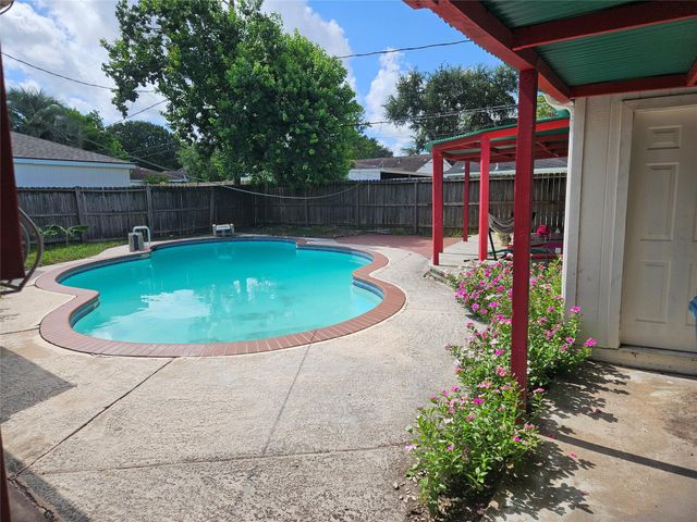 9231 Stroud Drive, Houston, TX 77036
