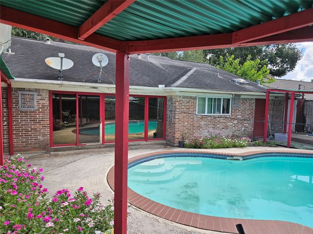 9231 Stroud Drive, Houston, TX 77036