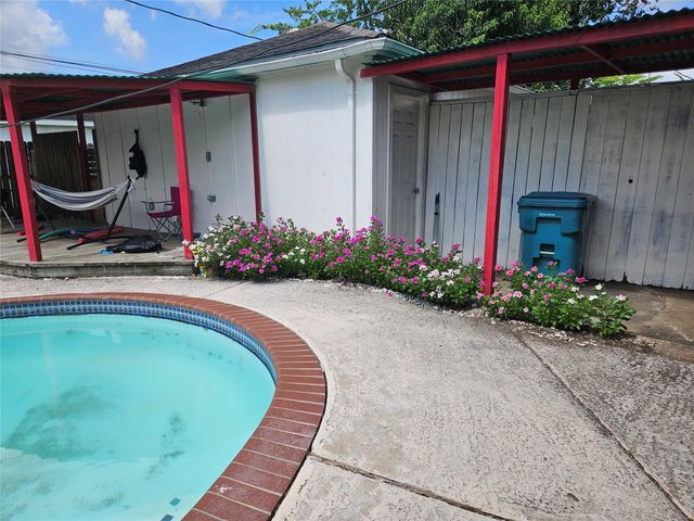 9231 Stroud Drive, Houston, TX 77036
