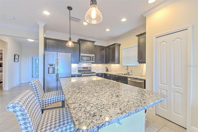 13534 CIRCA CROSSING DRIVE, Lithia, FL 33547