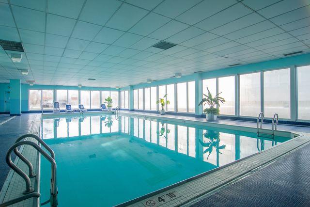 4800 S Chicago Beach Drive 412N, Chicago, IL 60615