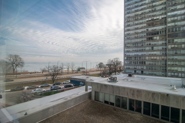 4800 S Chicago Beach Drive 412N, Chicago, IL 60615