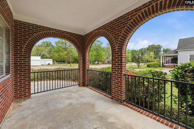 570 W Columbia Avenue, Batesburg, SC 29006