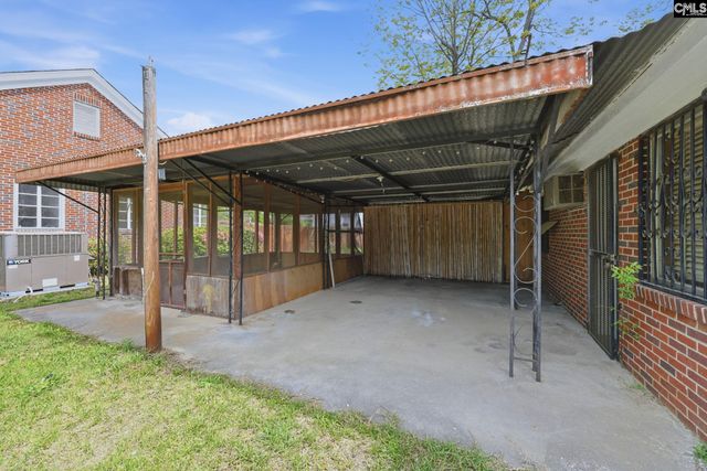 570 W Columbia Avenue, Batesburg, SC 29006