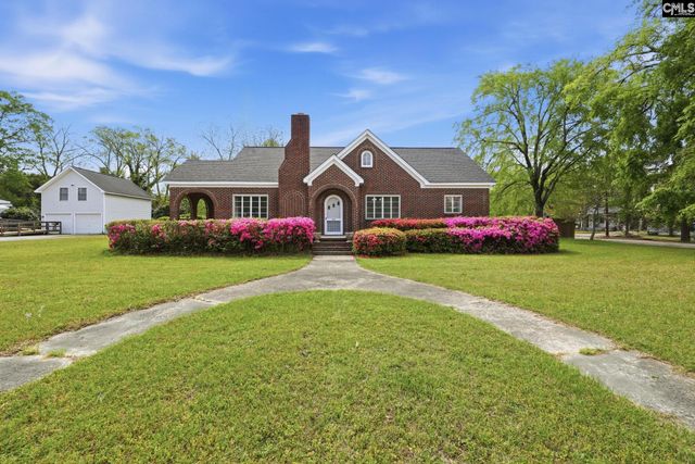 570 W Columbia Avenue, Batesburg, SC 29006