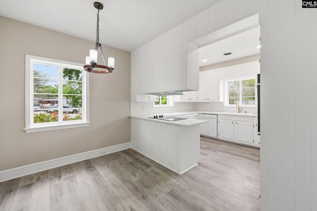 570 W Columbia Avenue, Batesburg, SC 29006
