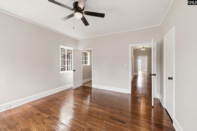 570 W Columbia Avenue, Batesburg, SC 29006
