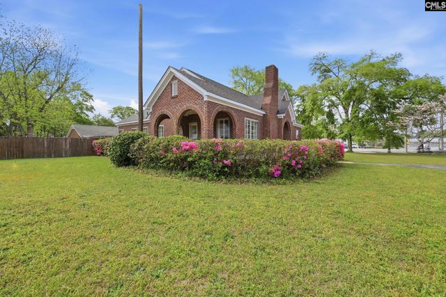 570 W Columbia Avenue, Batesburg, SC 29006