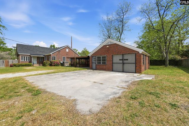 570 W Columbia Avenue, Batesburg, SC 29006