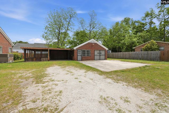 570 W Columbia Avenue, Batesburg, SC 29006