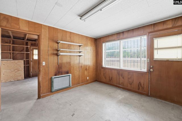 570 W Columbia Avenue, Batesburg, SC 29006