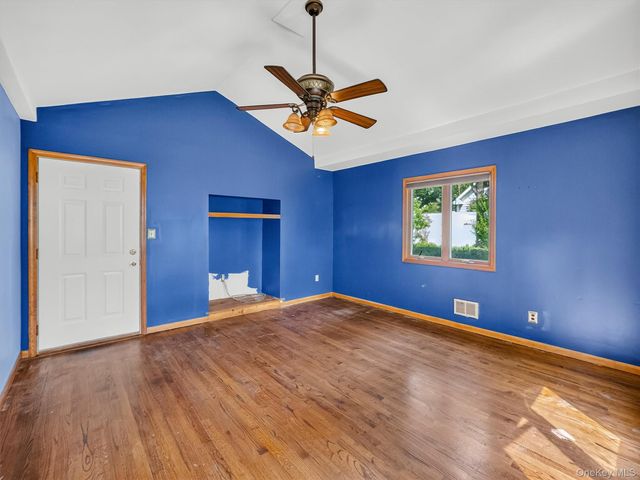 12 Elmwood Drive, New City, NY 10956