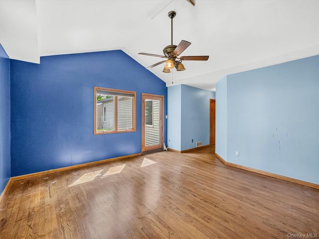 12 Elmwood Drive, New City, NY 10956