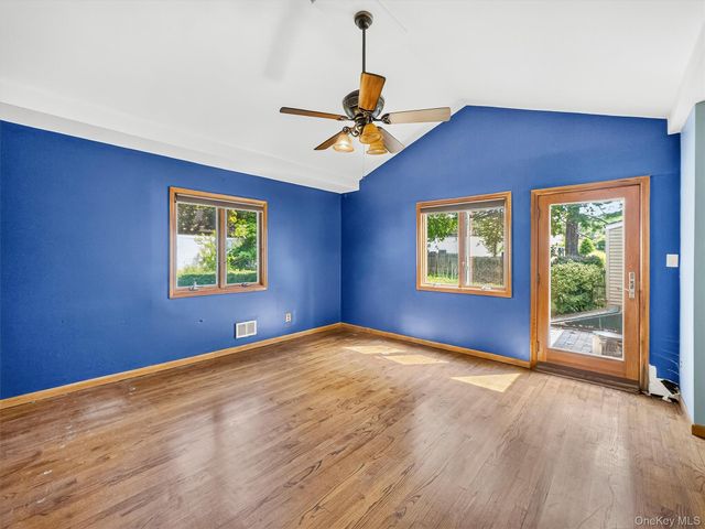 12 Elmwood Drive, New City, NY 10956