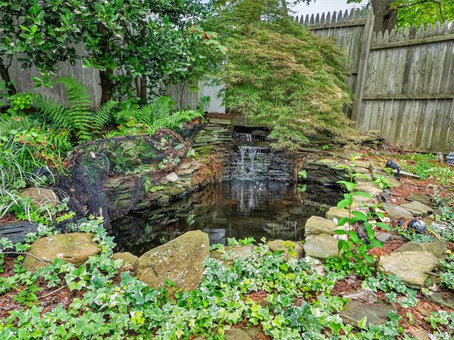 12 Elmwood Drive, New City, NY 10956