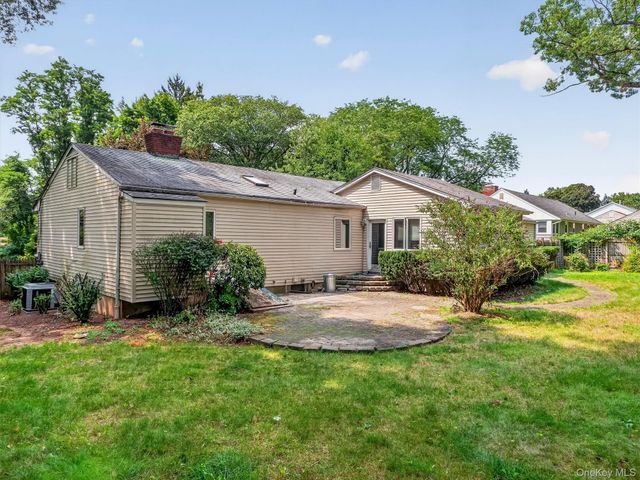 12 Elmwood Drive, New City, NY 10956
