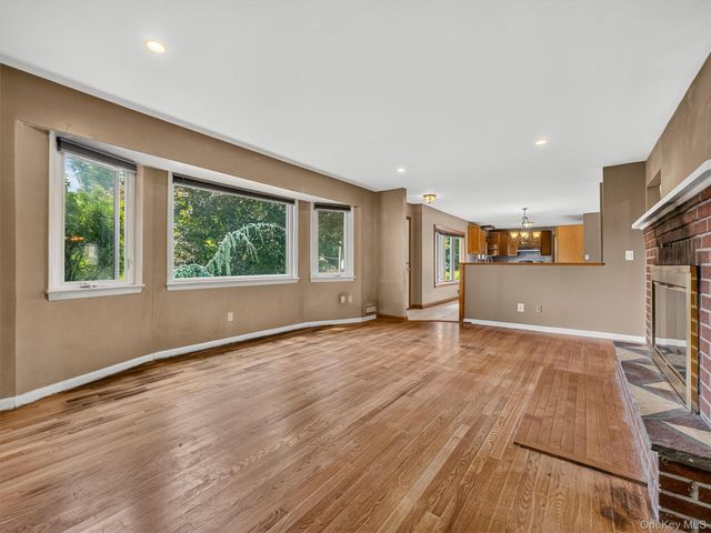 12 Elmwood Drive, New City, NY 10956