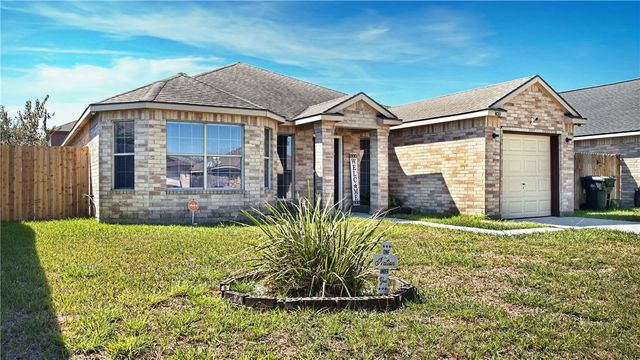 3013 Santa Sofia St, Corpus Christi, TX 78415