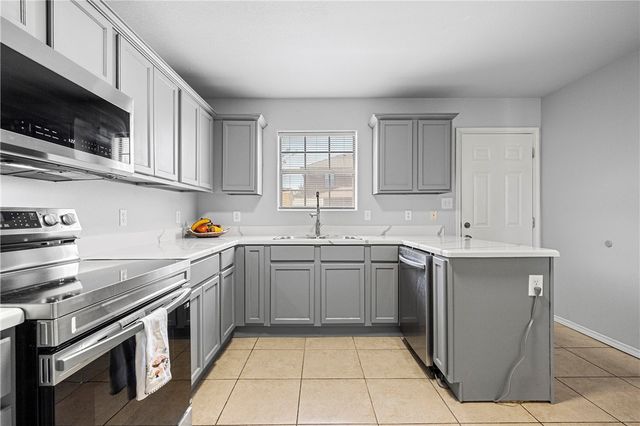 3013 Santa Sofia St, Corpus Christi, TX 78415