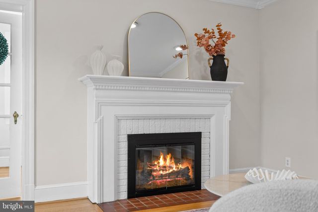 715 W VIEW TER, Alexandria, VA 22301