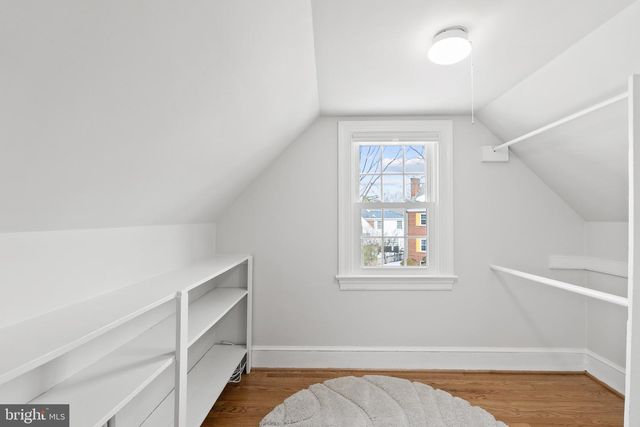 715 W VIEW TER, Alexandria, VA 22301