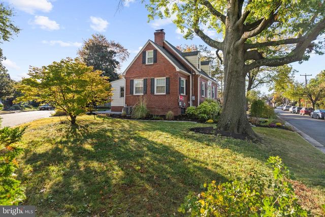 715 W VIEW TER, Alexandria, VA 22301