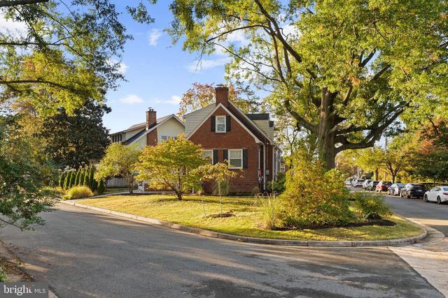 715 W VIEW TER, Alexandria, VA 22301