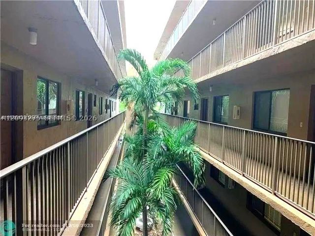 8020 Hampton Blvd 309, North Lauderdale, FL 33068